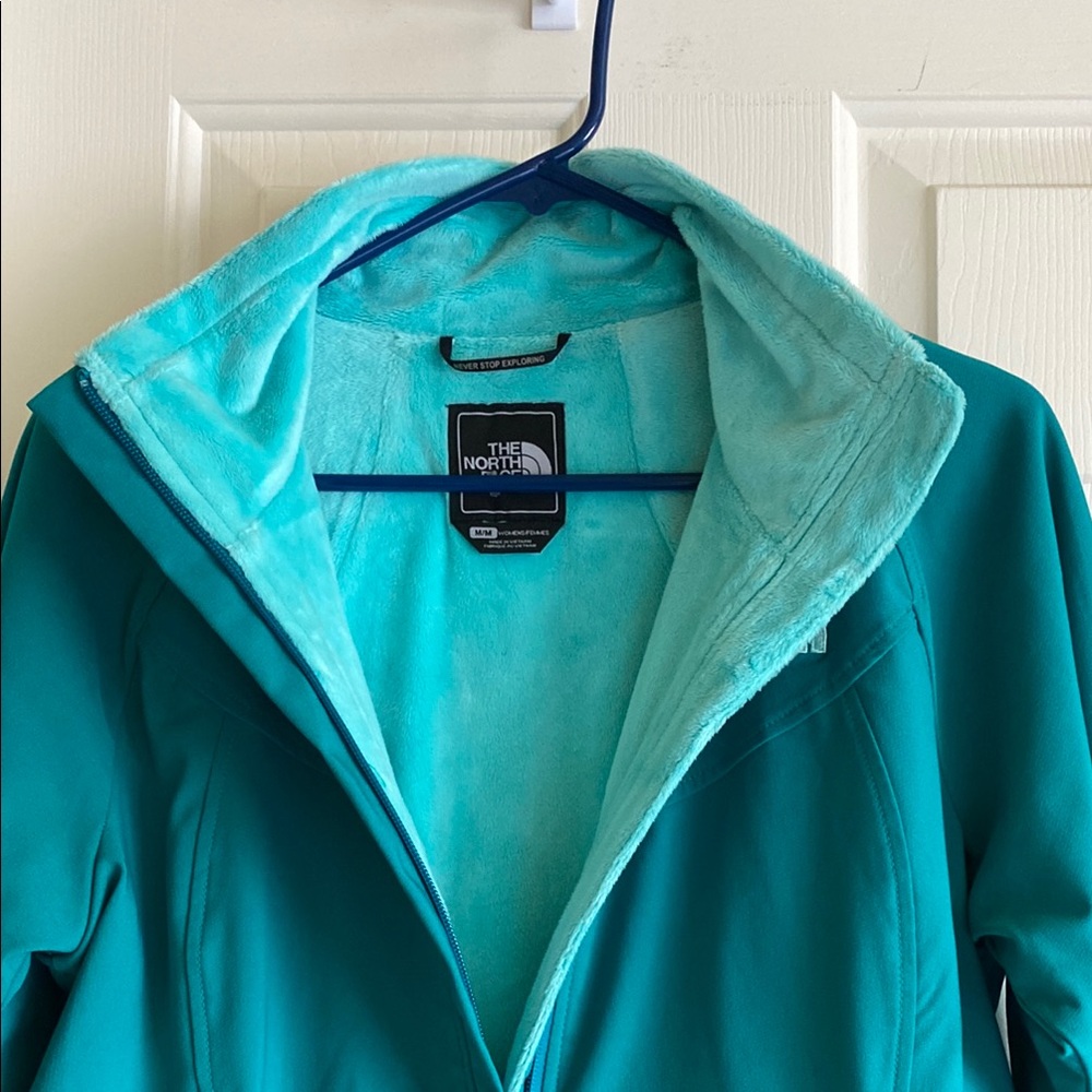 The North Face Adventure Teal Jacket ON SALE !!
